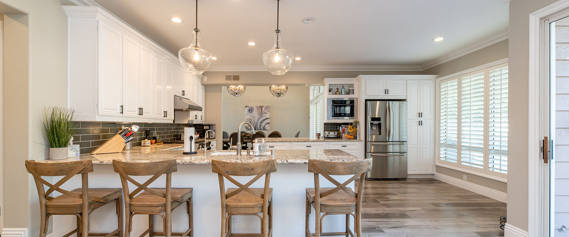 r109-kitchen2-800.jpg